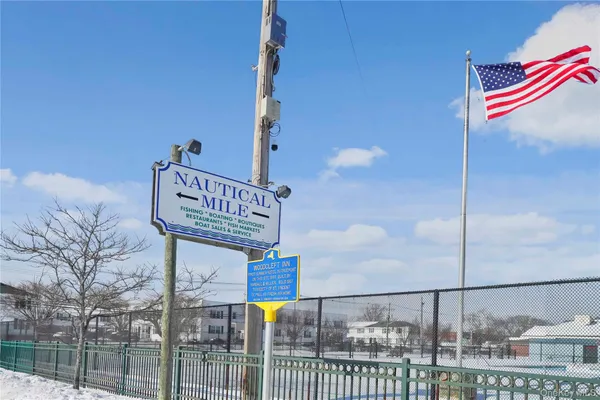 $318,000 | 825 South Ocean Avenue, Unit 2, Freeport, NY 11520