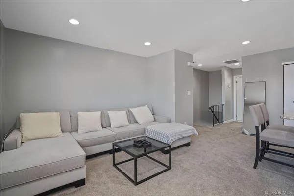 $318,000 | 825 South Ocean Avenue, Unit 2, Freeport, NY 11520