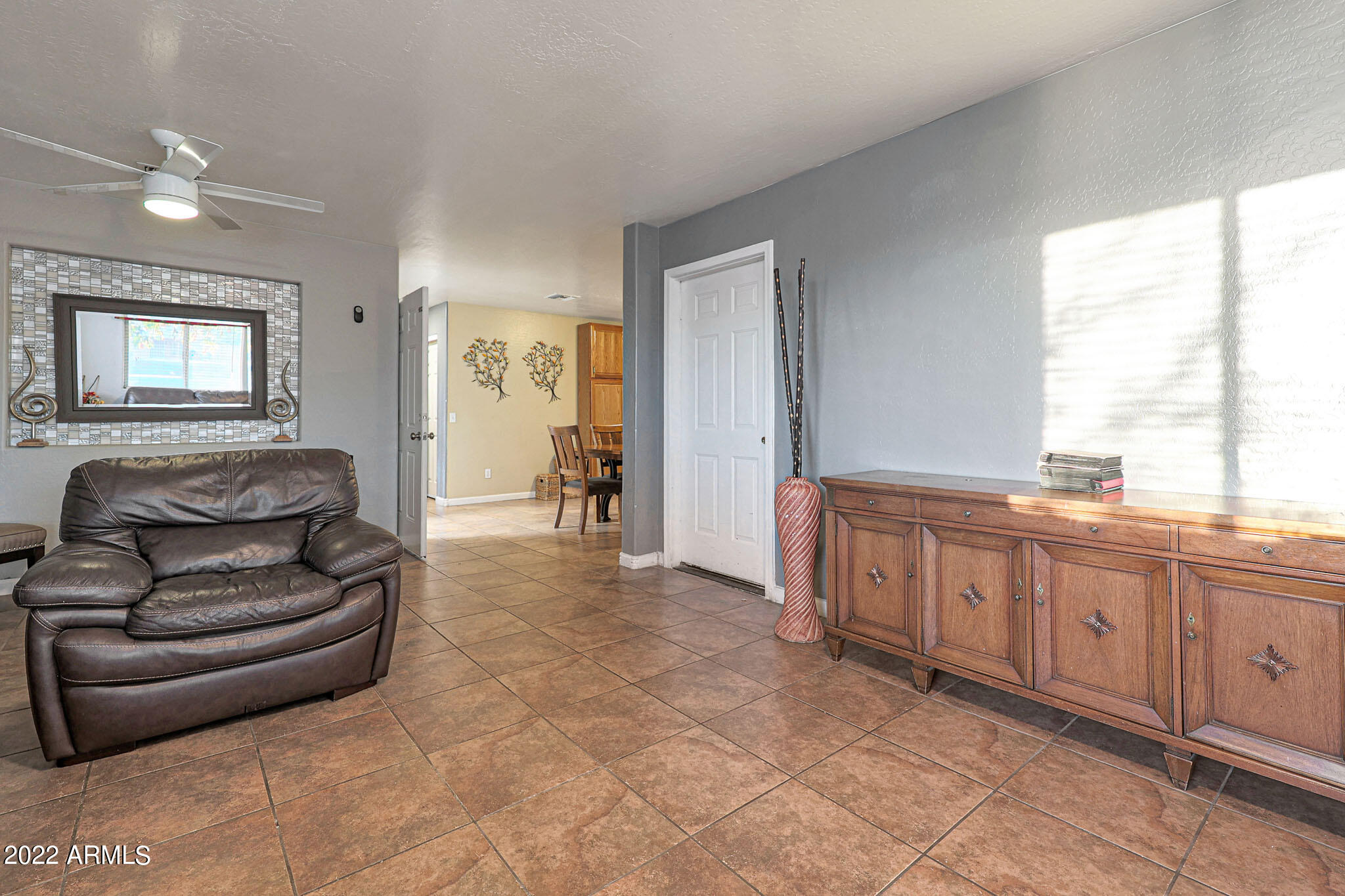 2726 East Broadway Road Phoenix, AZ 85040 - Photo 5 of 29 B (3)