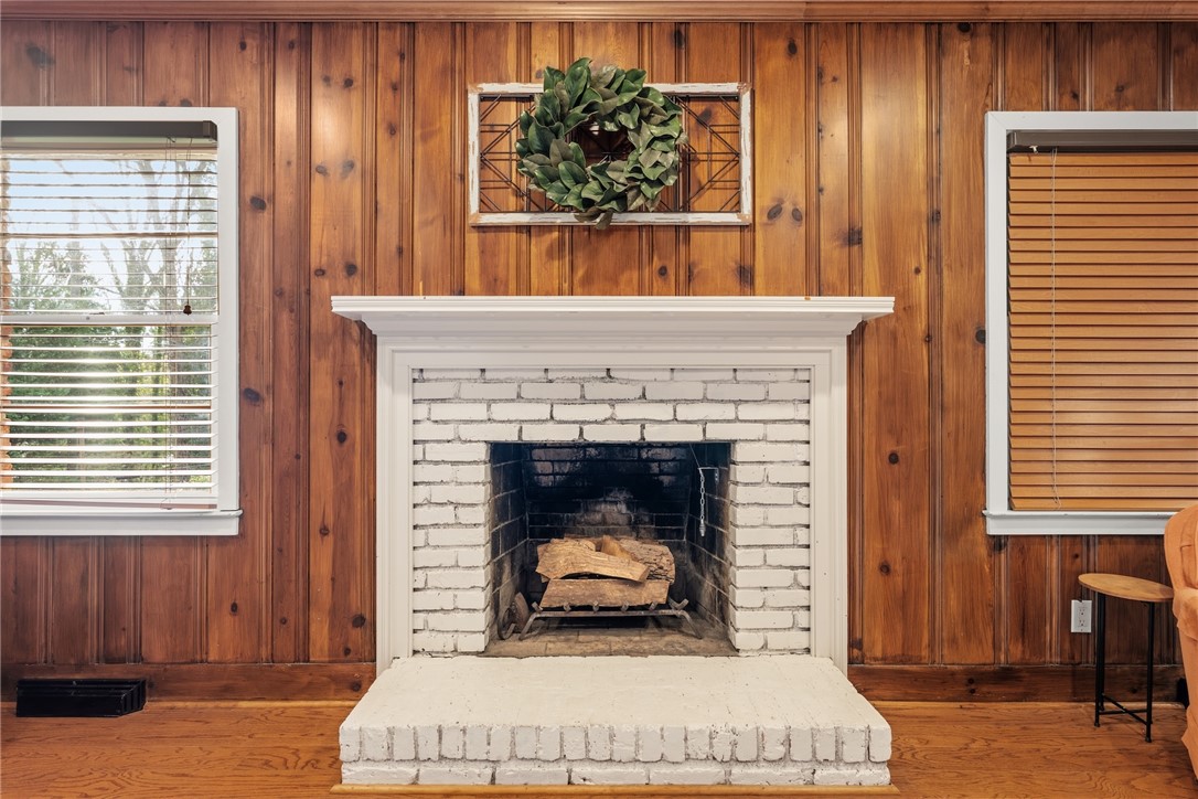 210 Forest Hill Drive Anderson, SC 29621 - Photo 11 of 31