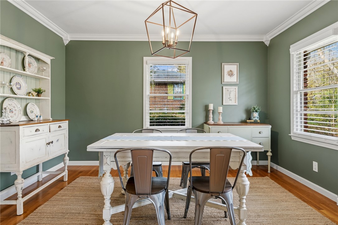 210 Forest Hill Drive Anderson, SC 29621 - Photo 4 of 31