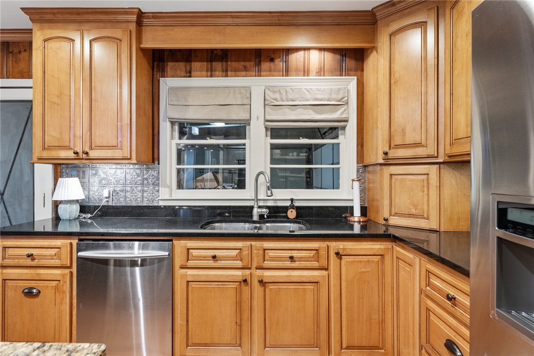 210 Forest Hill Drive Anderson, SC 29621 - Photo 8 of 31