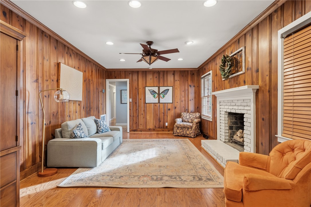 210 Forest Hill Drive Anderson, SC 29621 - Photo 9 of 31