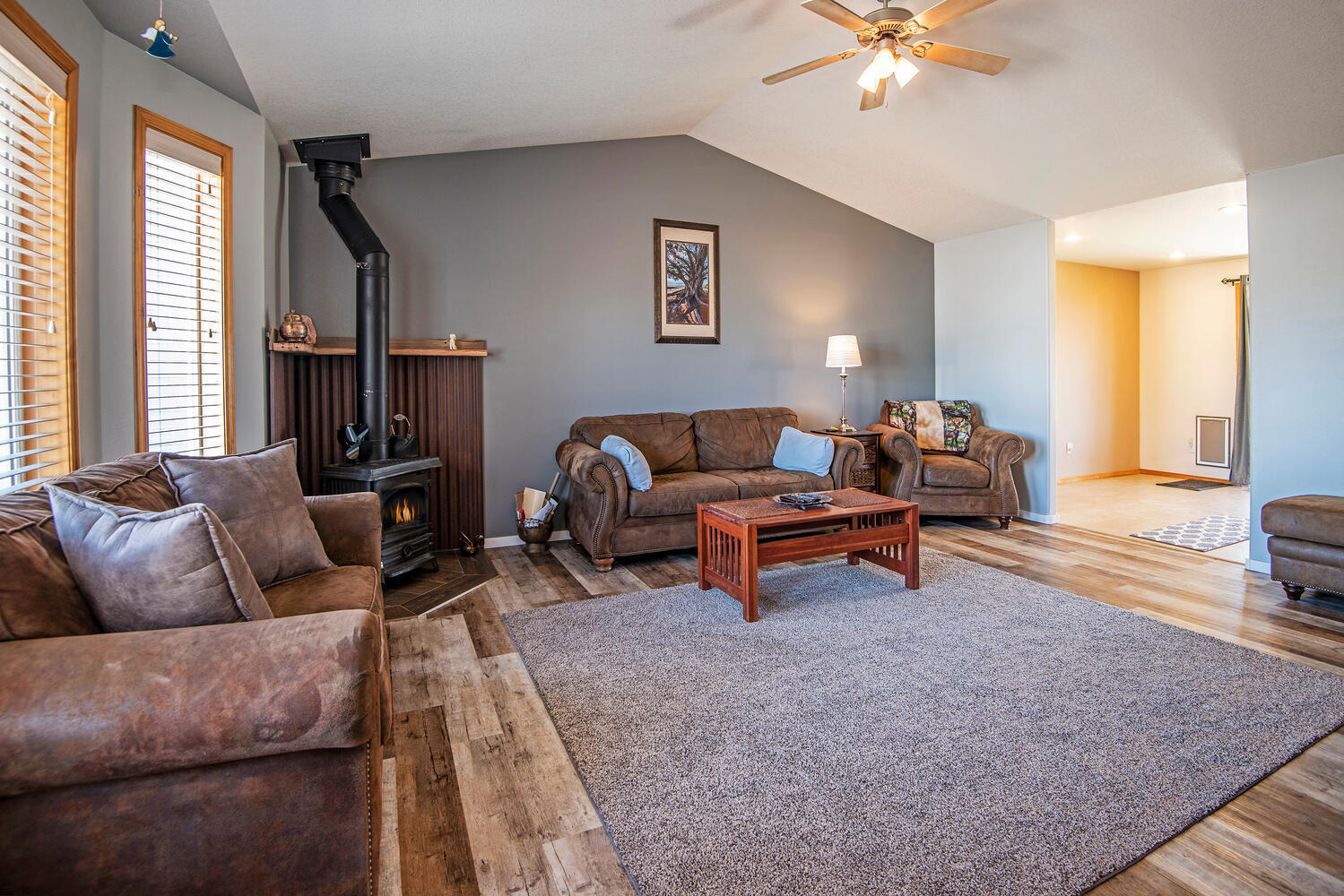 295 Center Ridge Dr Culver OR-large-002-