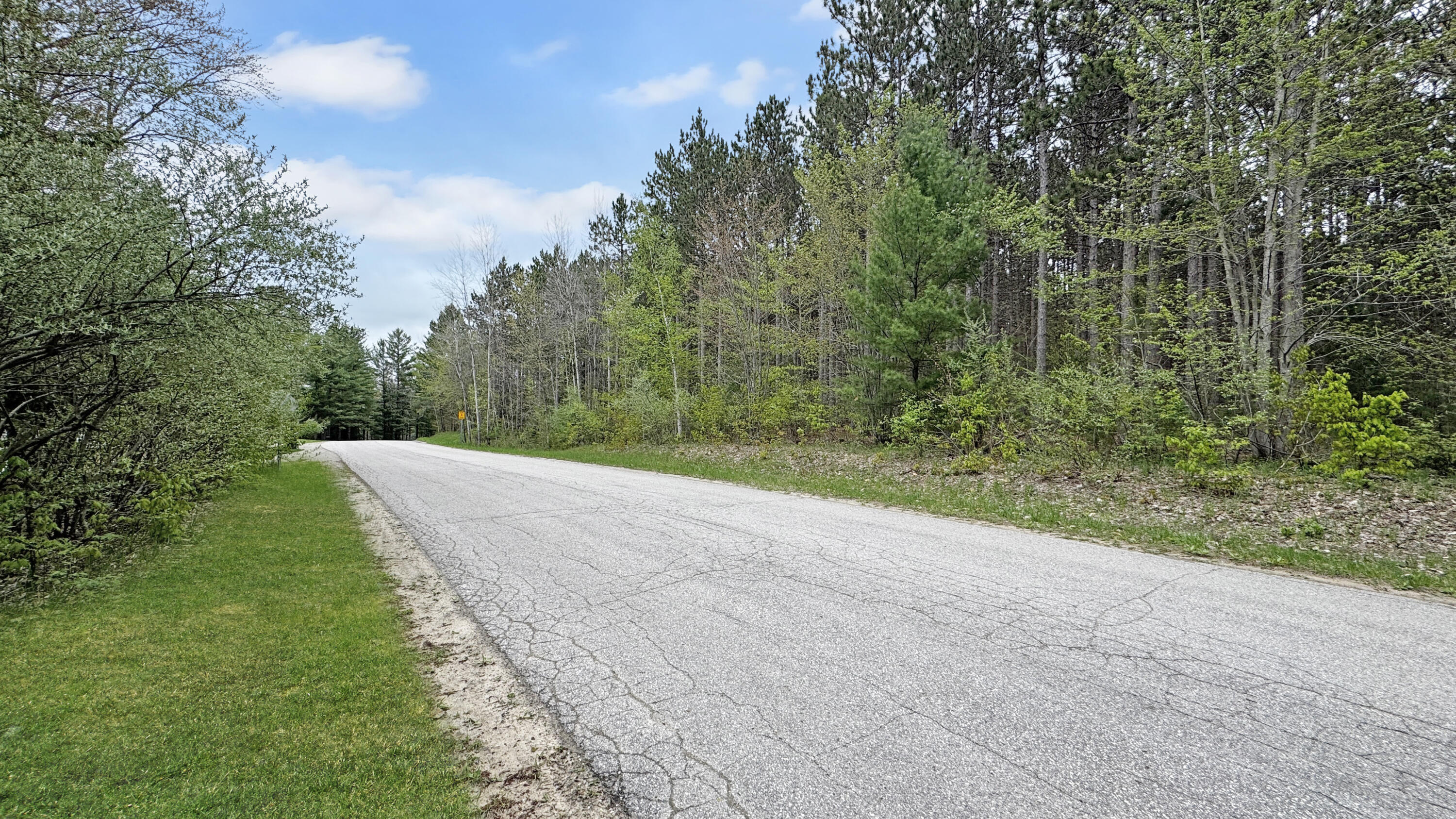 6900 Hart Road South Boardman, MI 49680 - Photo 33 of 35 Greg Bosscher (30)