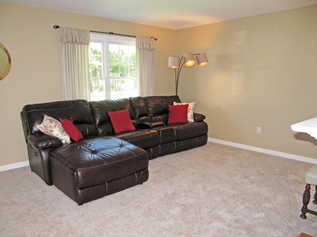 7 Sunridge Way, Unit 7 Amherst, NH 03031 - Photo 10 of 33 Gallery Image 10
