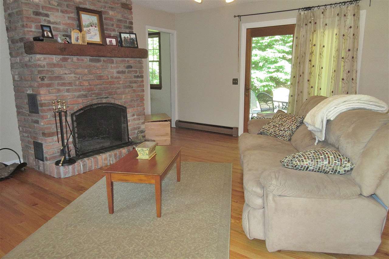 617 Colonial Drive Rutland Town, VT 05701 - Photo 5 of 15