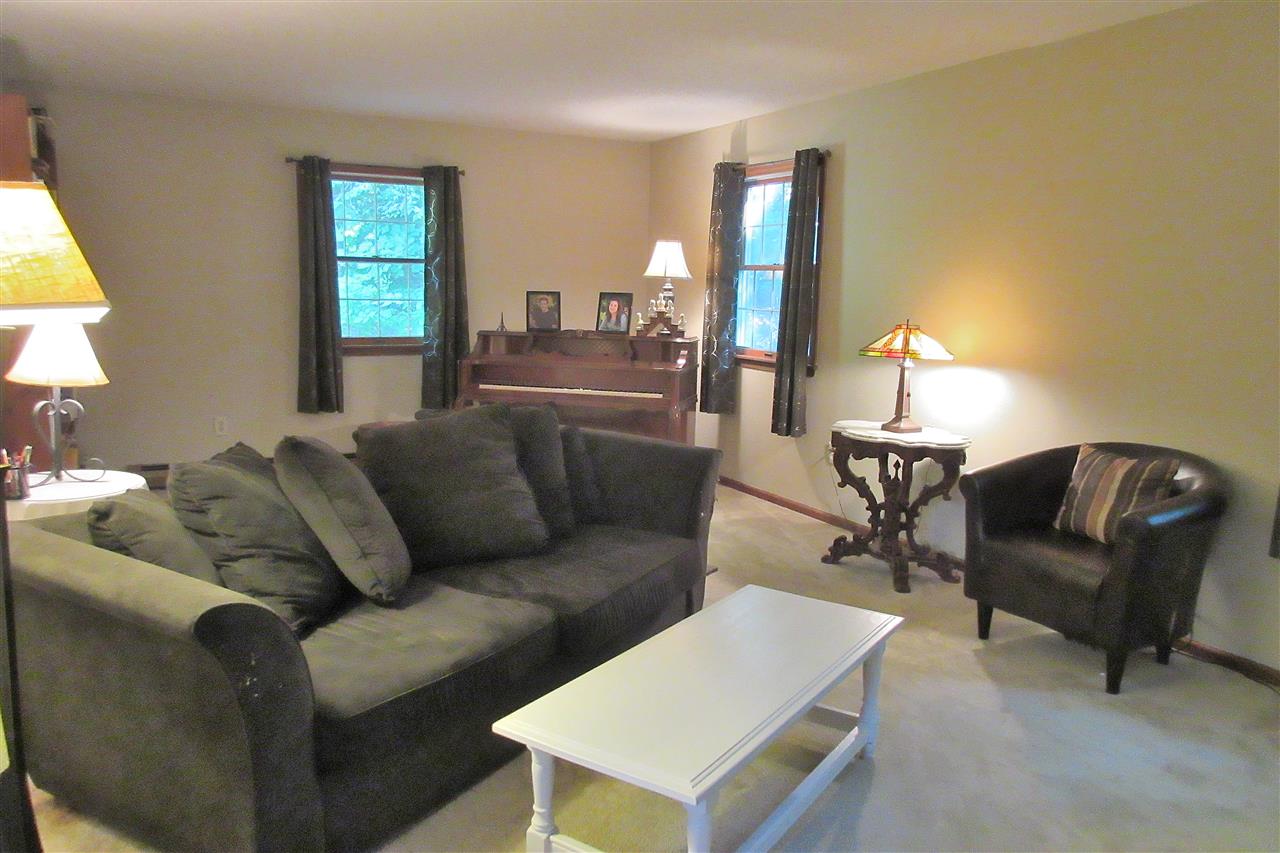 617 Colonial Drive Rutland Town, VT 05701 - Photo 9 of 15