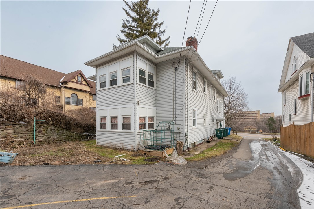 911 Lake Avenue Rochester, NY 14613 - Photo 18 of 18