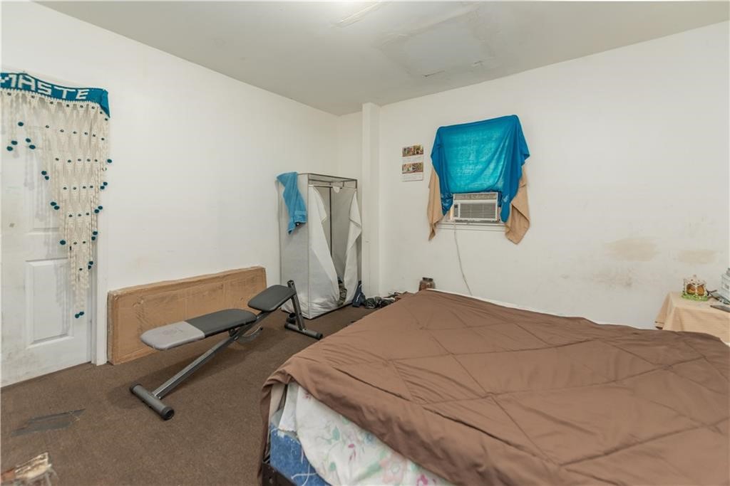 911 Lake Avenue Rochester, NY 14613 - Photo 8 of 18