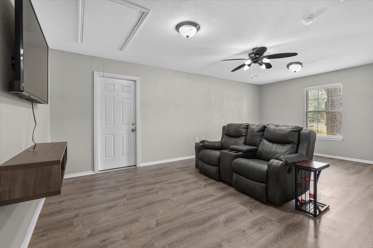 104 Spring Branch Bastrop, TX 78602 - Photo 25 of 39