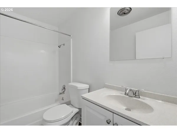 $259,900 | 3611 Northeast 45th Street, Vancouver, WA 98661