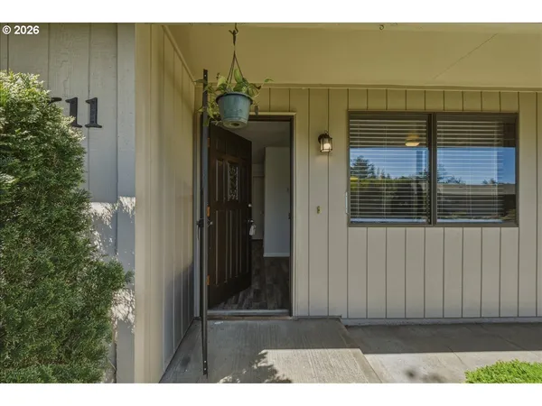 $259,900 | 3611 Northeast 45th Street, Vancouver, WA 98661