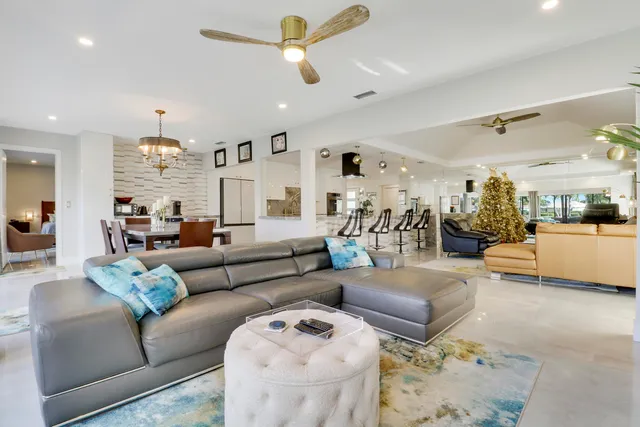 $1,300,000 | 13397 Garth Court, Palm Beach Gardens, FL 33418