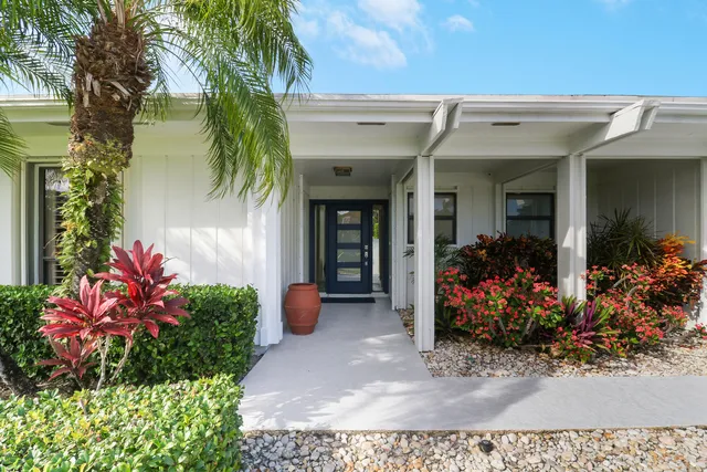 $1,300,000 | 13397 Garth Court, Palm Beach Gardens, FL 33418