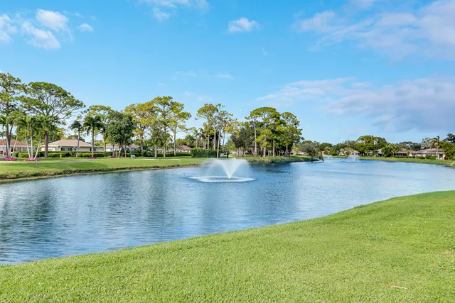 $1,300,000 | 13397 Garth Court, Palm Beach Gardens, FL 33418