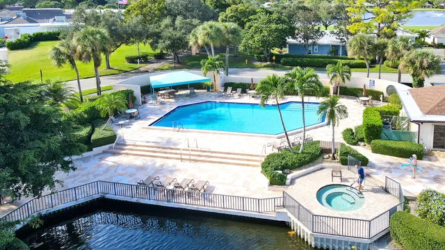 $1,300,000 | 13397 Garth Court, Palm Beach Gardens, FL 33418