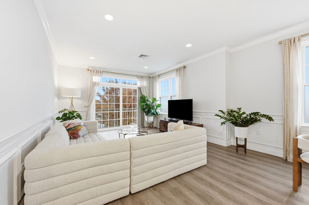 320 Middlesex Avenue, Unit A207 Medford, MA 02155 - Photo 2 of 34