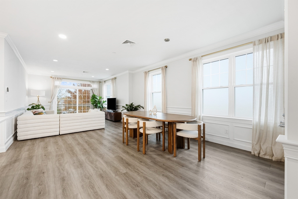 320 Middlesex Avenue, Unit A207 Medford, MA 02155 - Photo 7 of 34