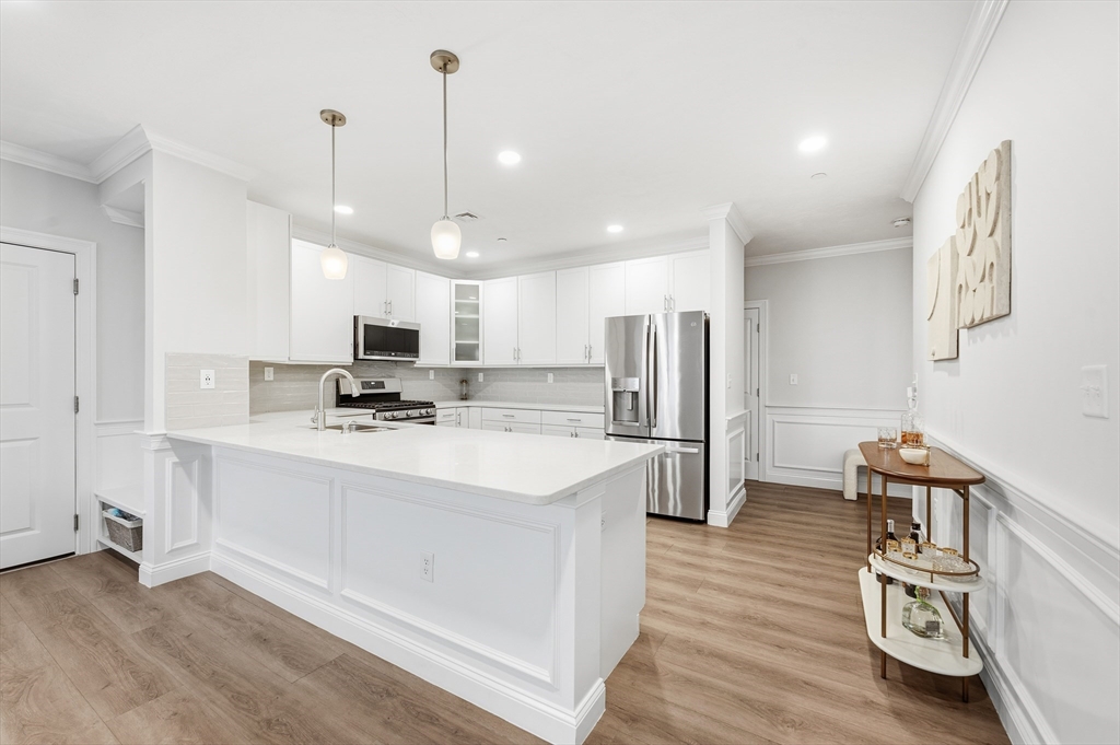 320 Middlesex Avenue, Unit A207 Medford, MA 02155 - Photo 8 of 34