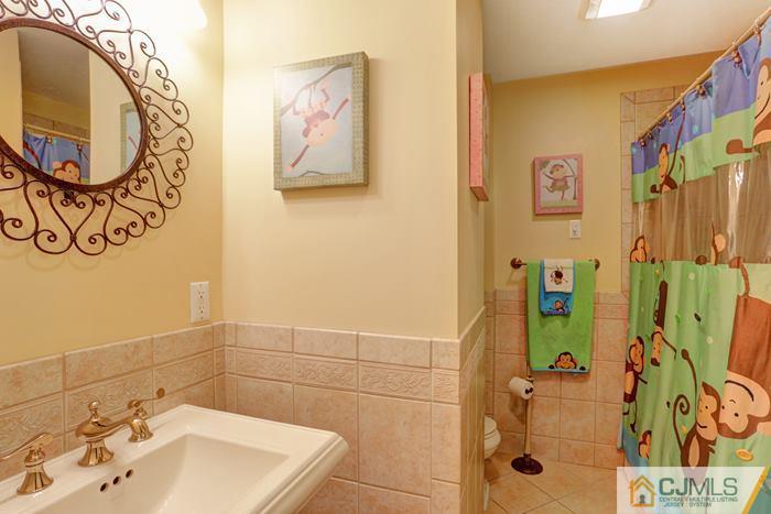 58 Piersoll Road Old Bridge, NJ 08857 - Photo 10 of 21 Gallery Image 10