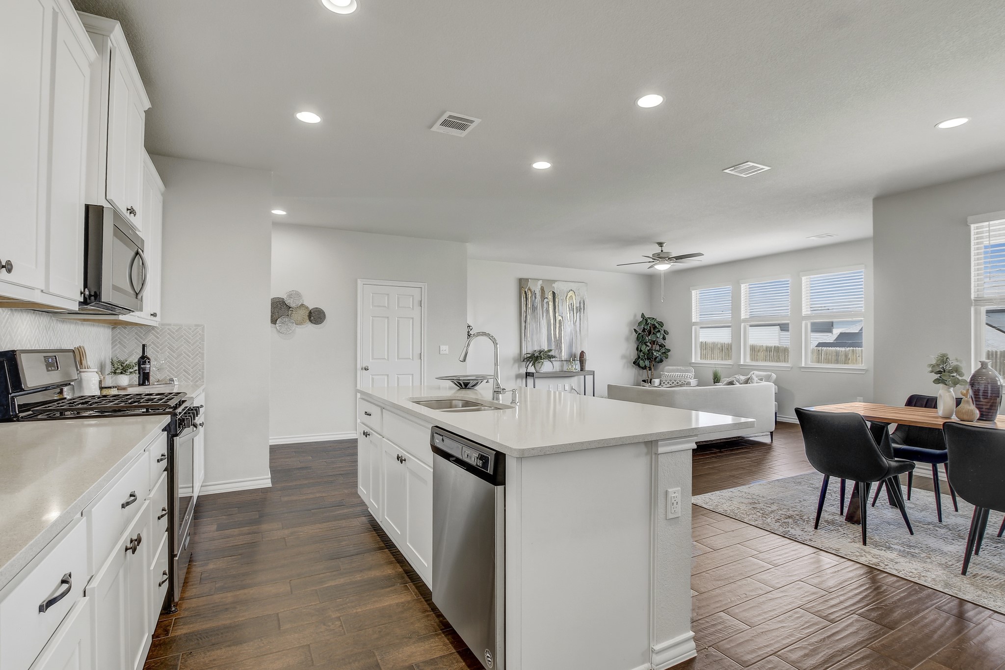7608 Vidrine Street Austin, TX 78754 - Photo 6 of 27