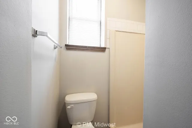 $1,199 | 3715 North Meridian Street, Unit 1A, Indianapolis, IN 46208