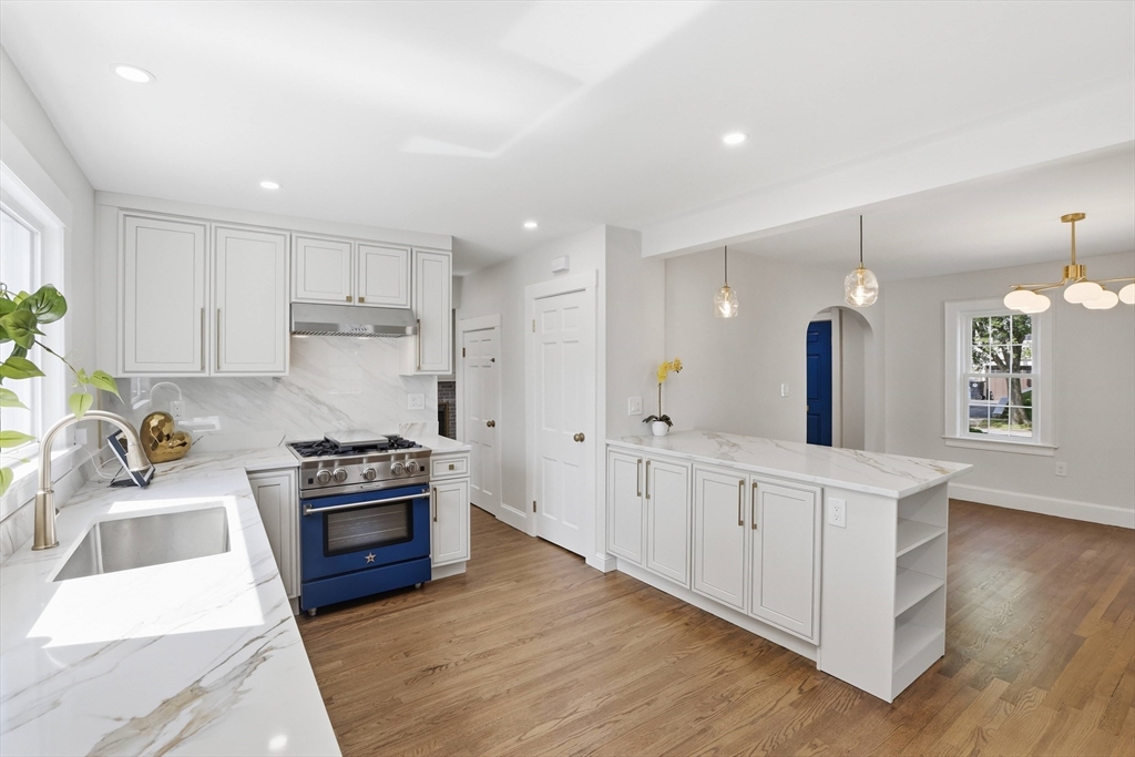 128 Watson Road Belmont, MA 02478 - Photo 9 of 29