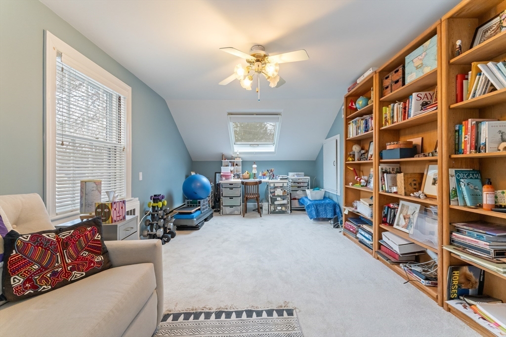 73 Hartman Road Newton, MA 02459 - Photo 20 of 42