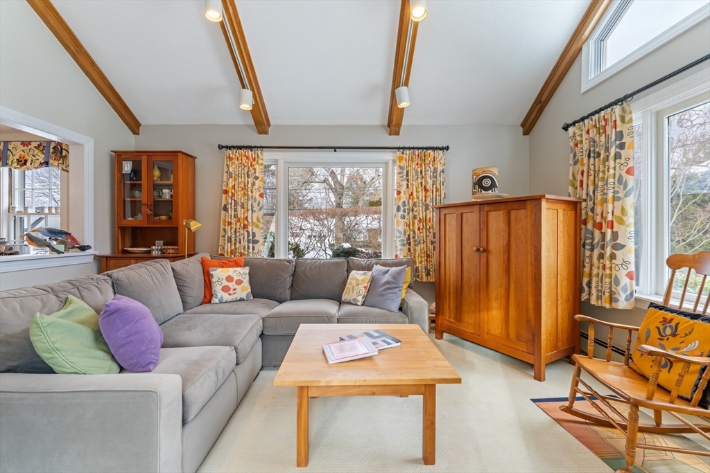 73 Hartman Road Newton, MA 02459 - Photo 9 of 42