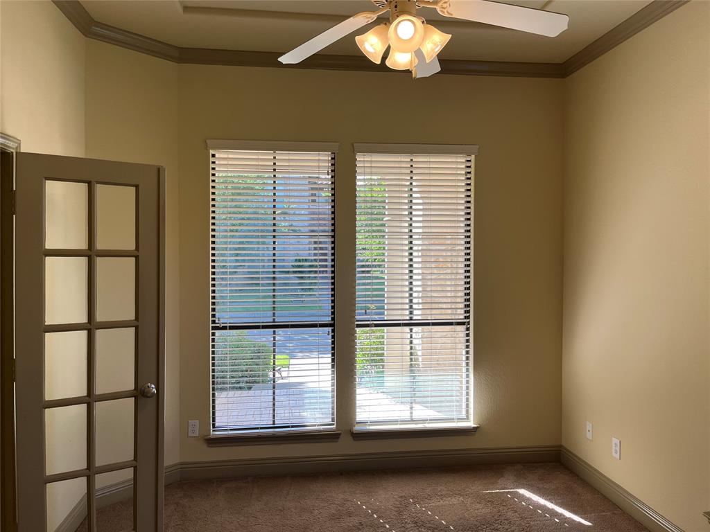830 La Cima Irving, TX 75039 - Photo 23 of 40