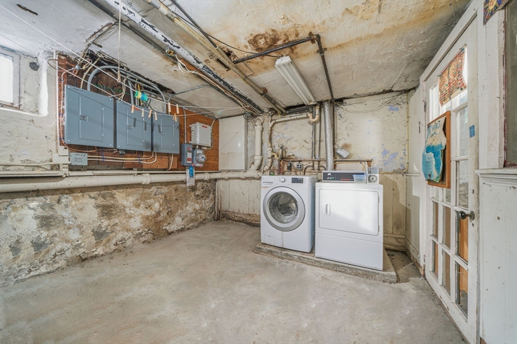 87 Burt Street Boston, MA 02124 - Photo 37 of 42