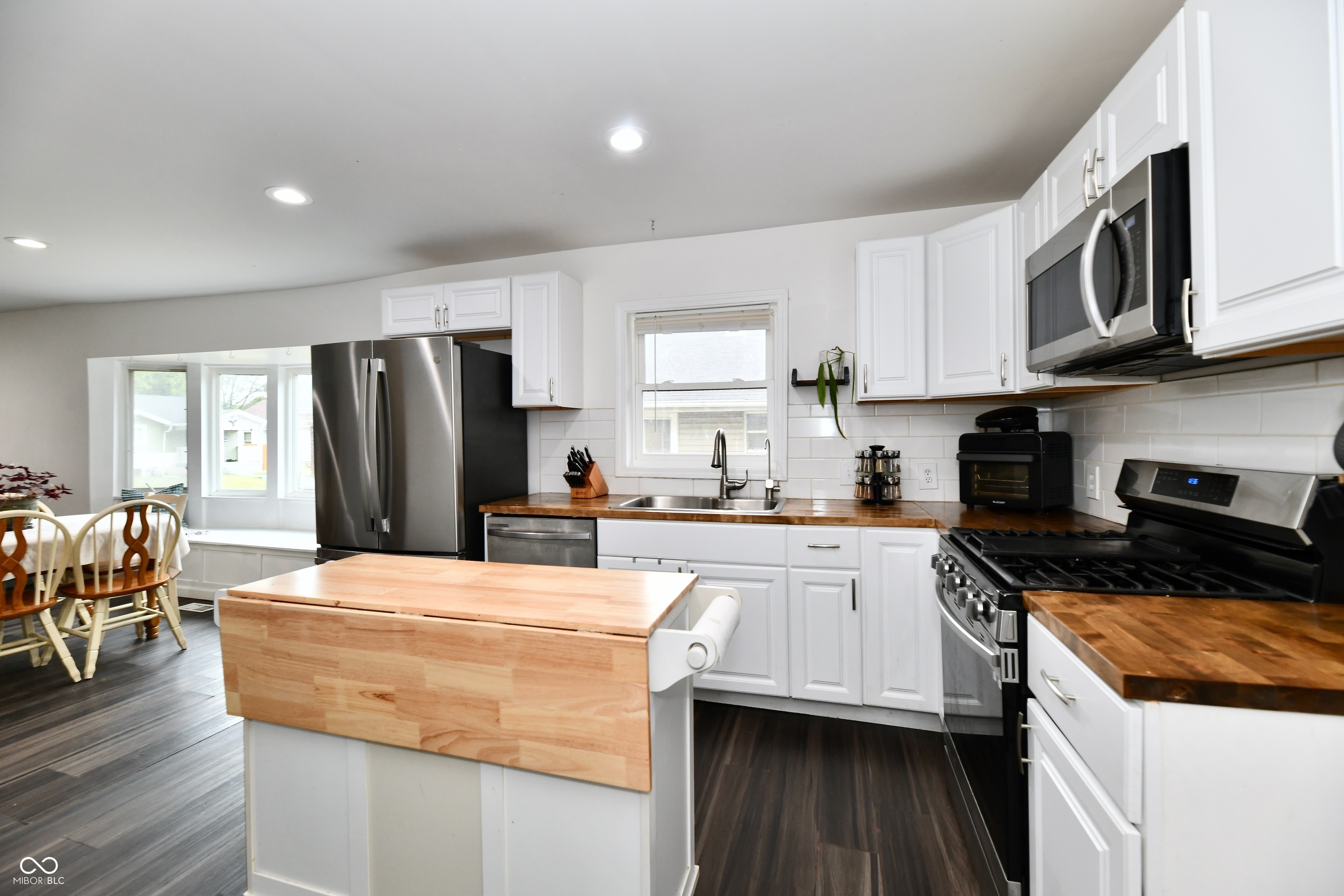 1924 Mansfield Street Indianapolis, IN 46202 - Photo 16 of 33