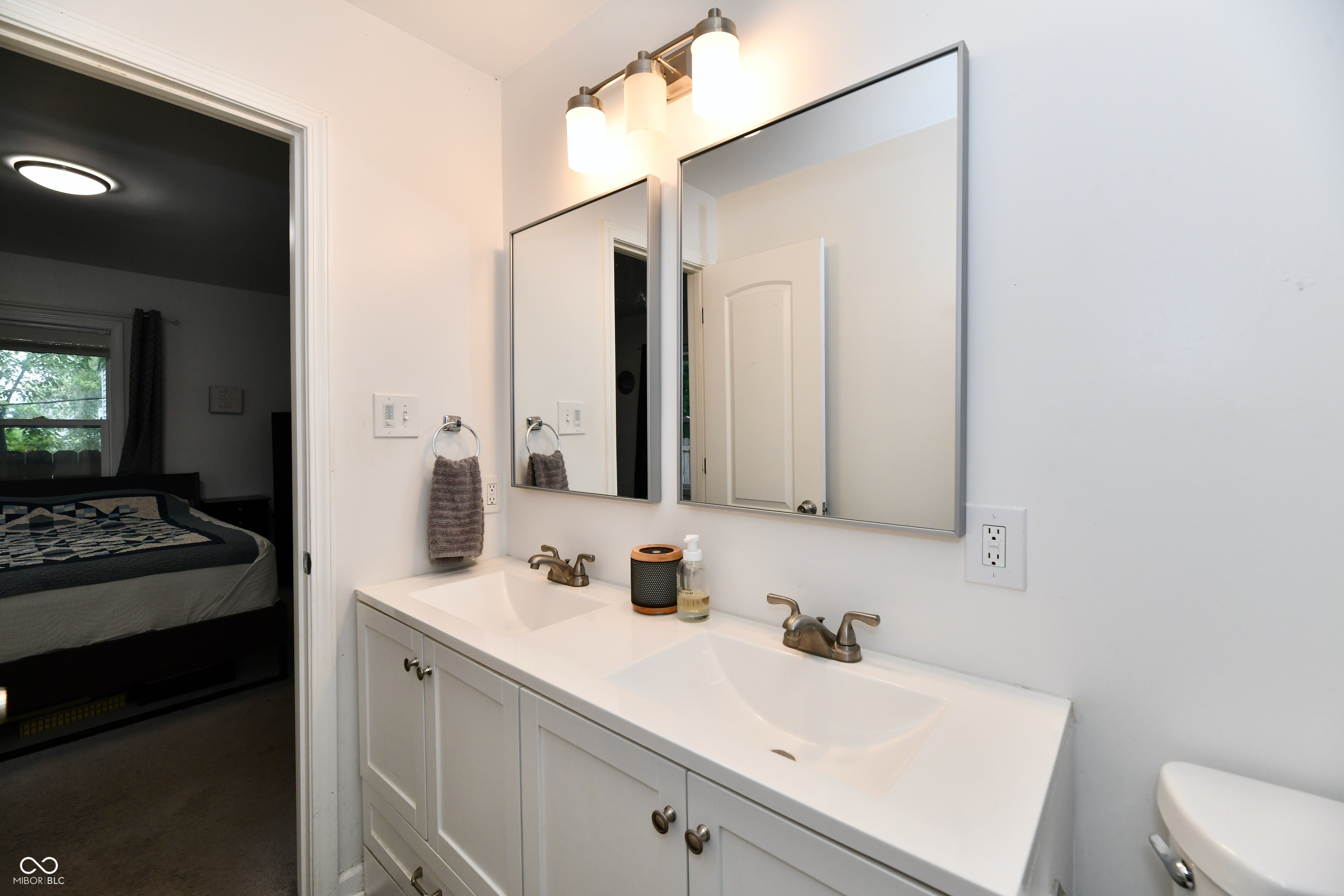 1924 Mansfield Street Indianapolis, IN 46202 - Photo 26 of 33