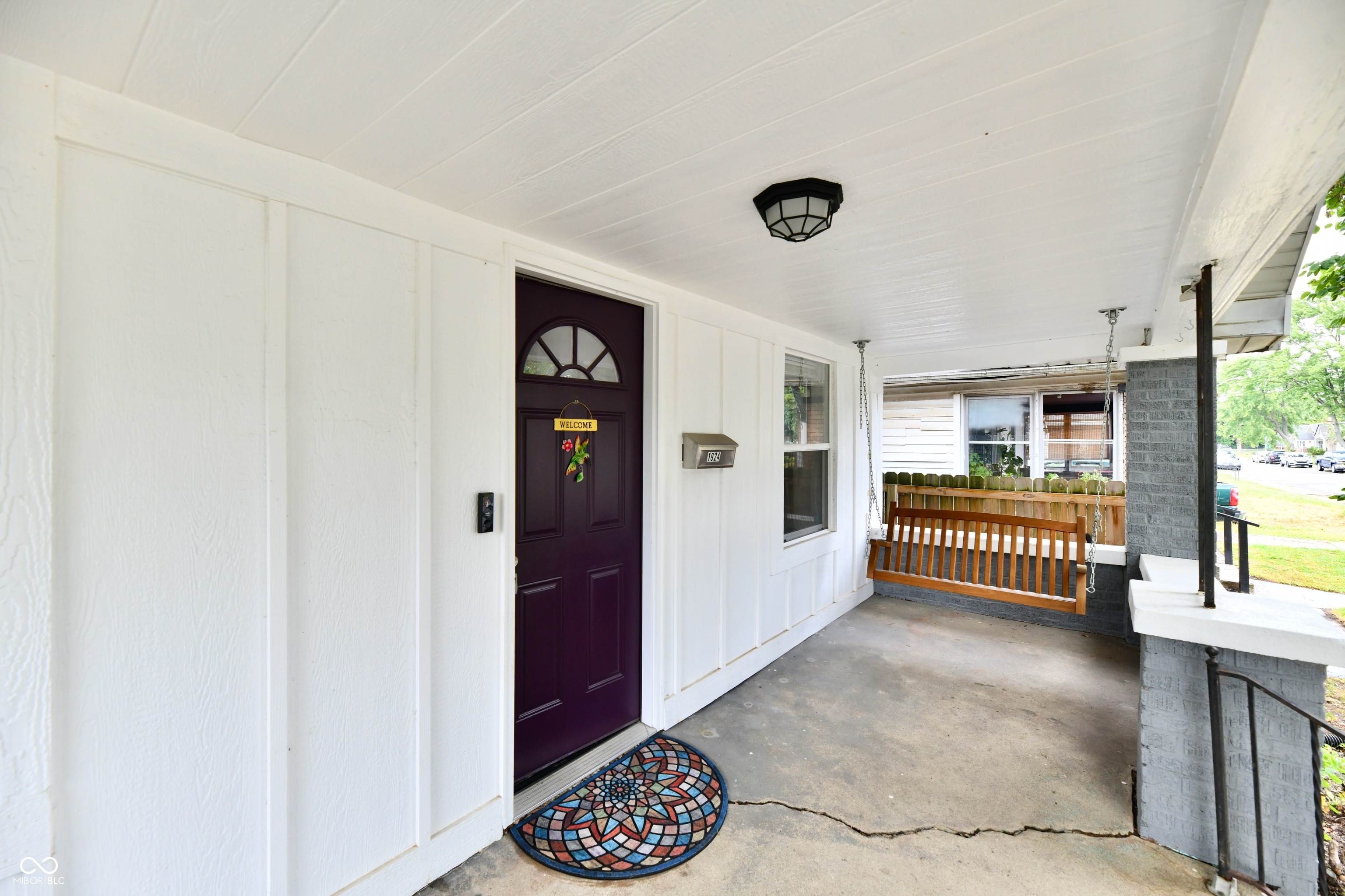 1924 Mansfield Street Indianapolis, IN 46202 - Photo 3 of 33