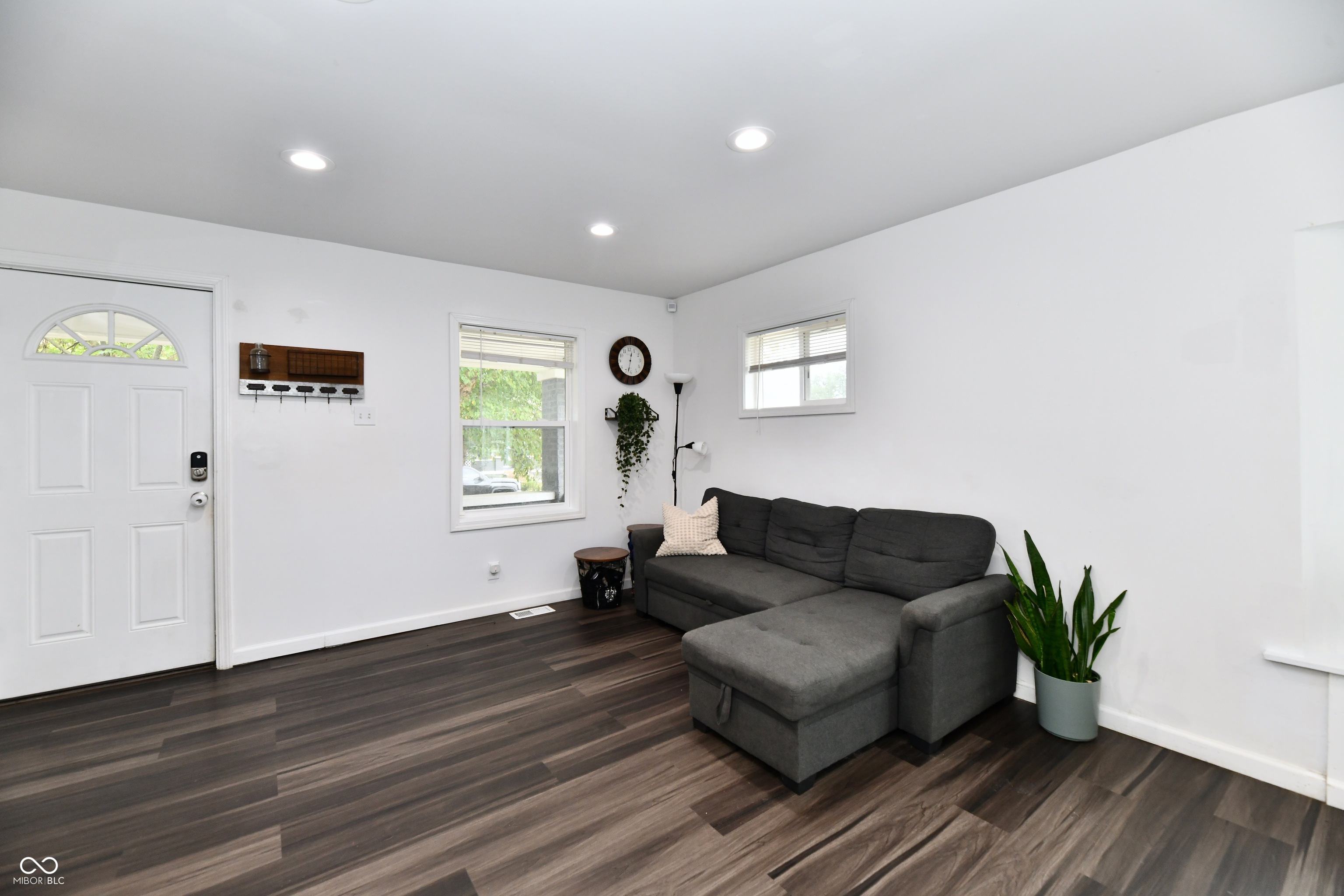 1924 Mansfield Street Indianapolis, IN 46202 - Photo 6 of 33