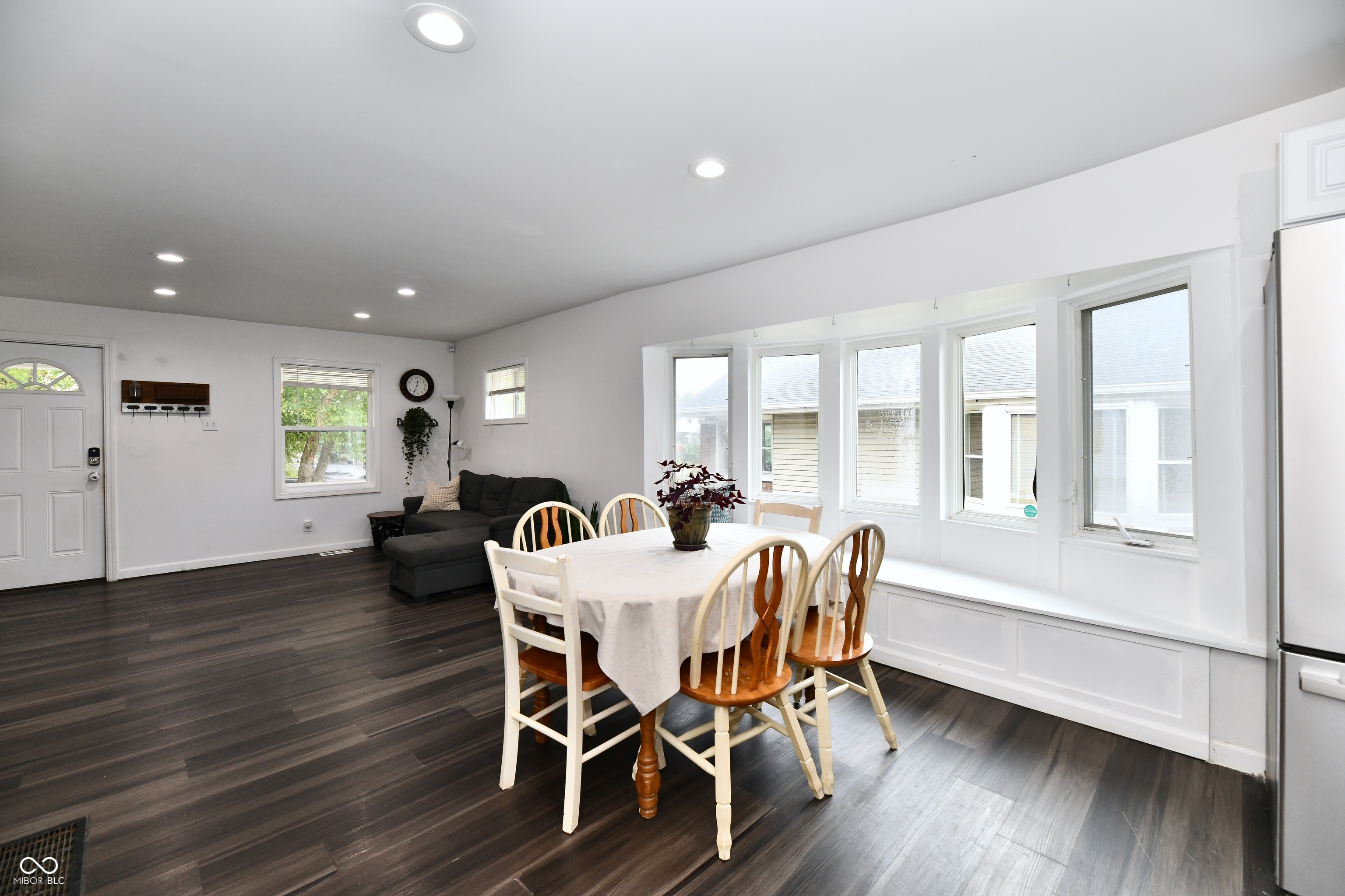 1924 Mansfield Street Indianapolis, IN 46202 - Photo 10 of 33