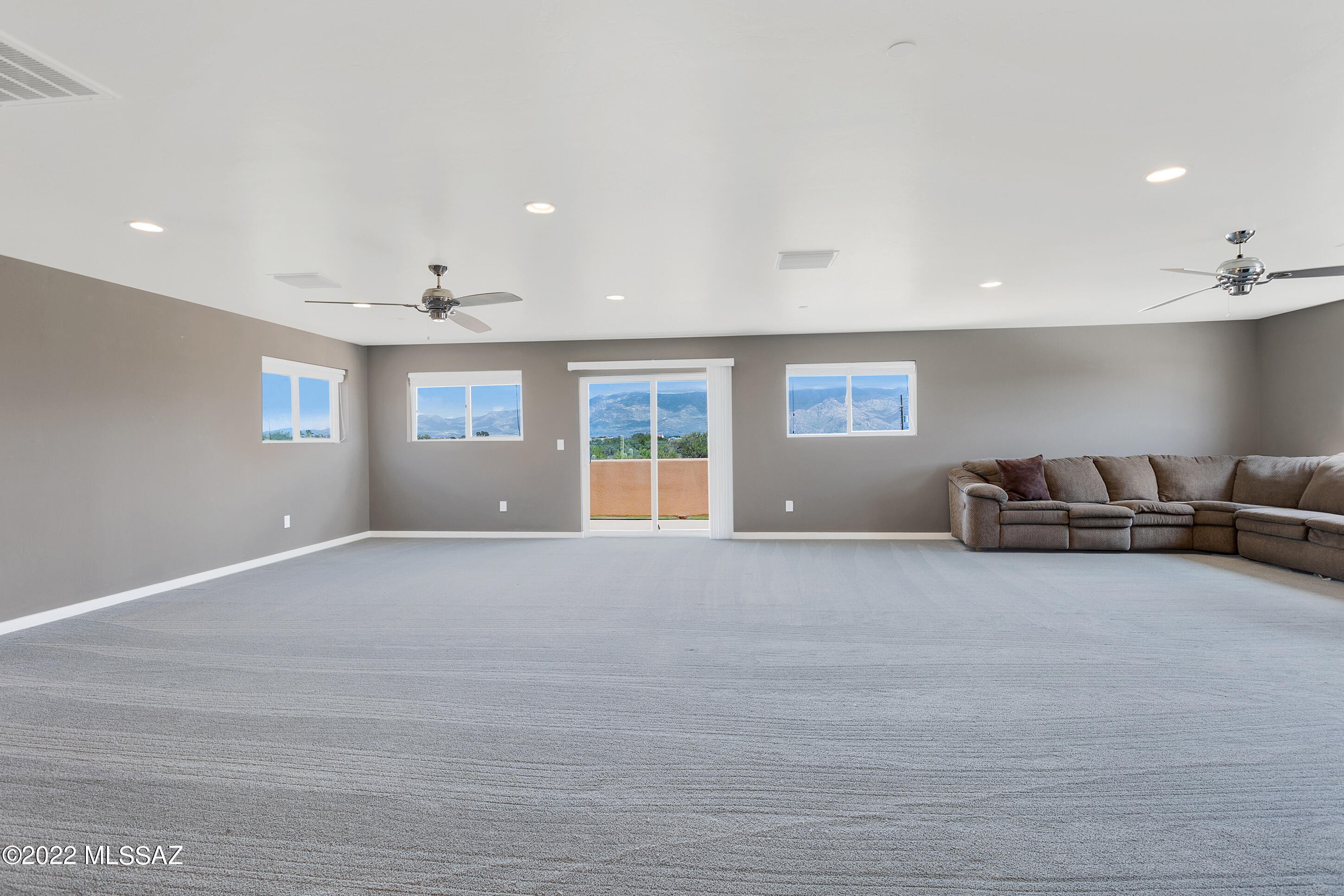 2150 West Moore Road Tucson, AZ 85755 - Photo 4 of 49 Gallery Image 4