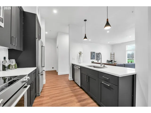 $549,900 | 1970 Amazon Parkway, Eugene, OR 97405