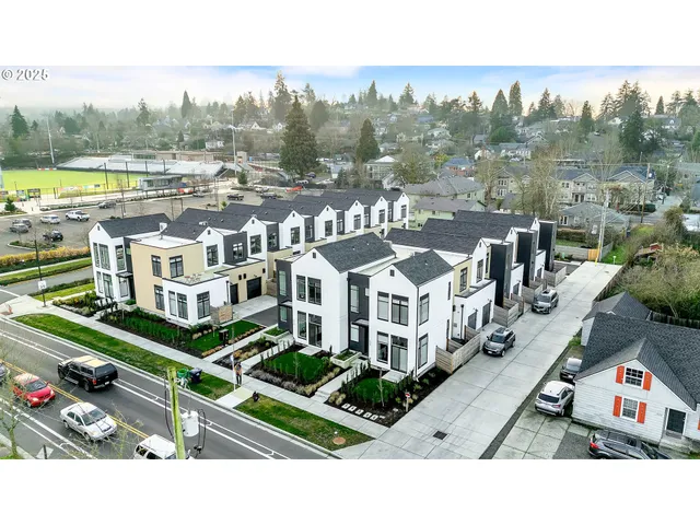 $549,900 | 1970 Amazon Parkway, Eugene, OR 97405