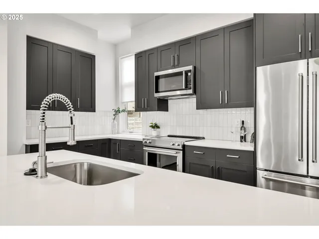 $549,900 | 1970 Amazon Parkway, Eugene, OR 97405