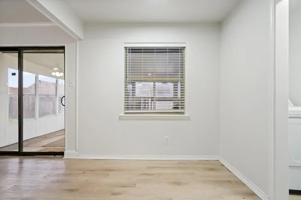 $2,400 | 514 Bow And Arrow Drive, Dallas, TX 75224