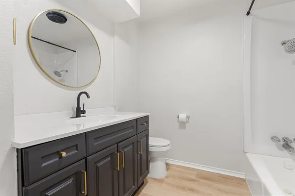 $2,400 | 514 Bow And Arrow Drive, Dallas, TX 75224