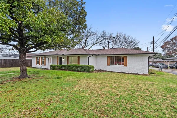 $2,400 | 514 Bow And Arrow Drive, Dallas, TX 75224