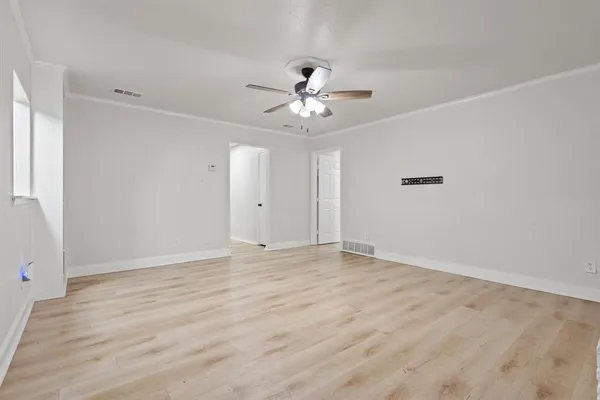 $2,400 | 514 Bow And Arrow Drive, Dallas, TX 75224