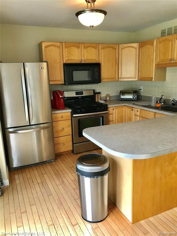 1488 Saddle Lane Rochester Hills, MI 48306 - Photo 13 of 21