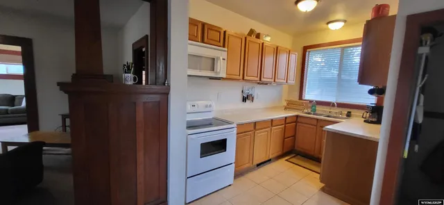 $189,000 | 923 West Pine Street, Rawlins, WY 82301