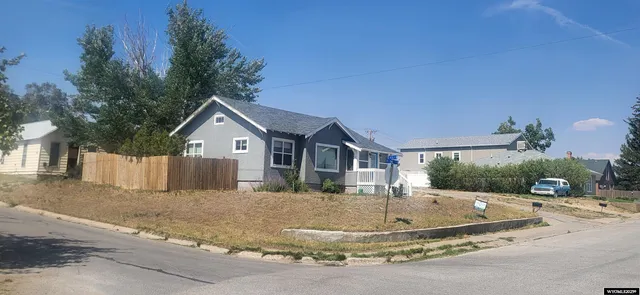 $189,000 | 923 West Pine Street, Rawlins, WY 82301