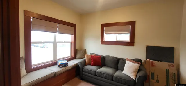 $189,000 | 923 West Pine Street, Rawlins, WY 82301