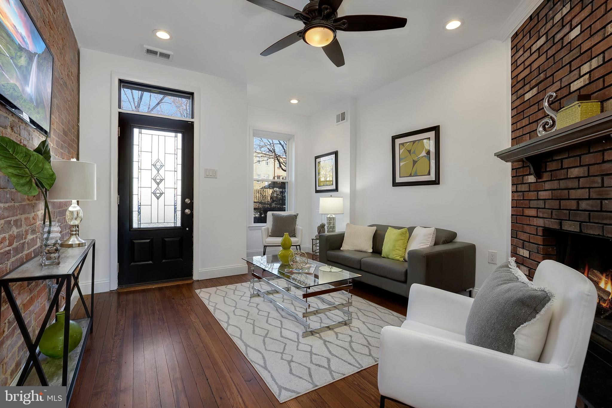 1237 K Street Southeast Washington, DC 20003 - Photo 2 of 17